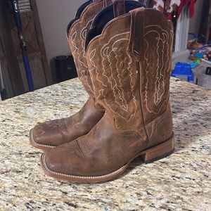 J.b Dillion boots size 11ee